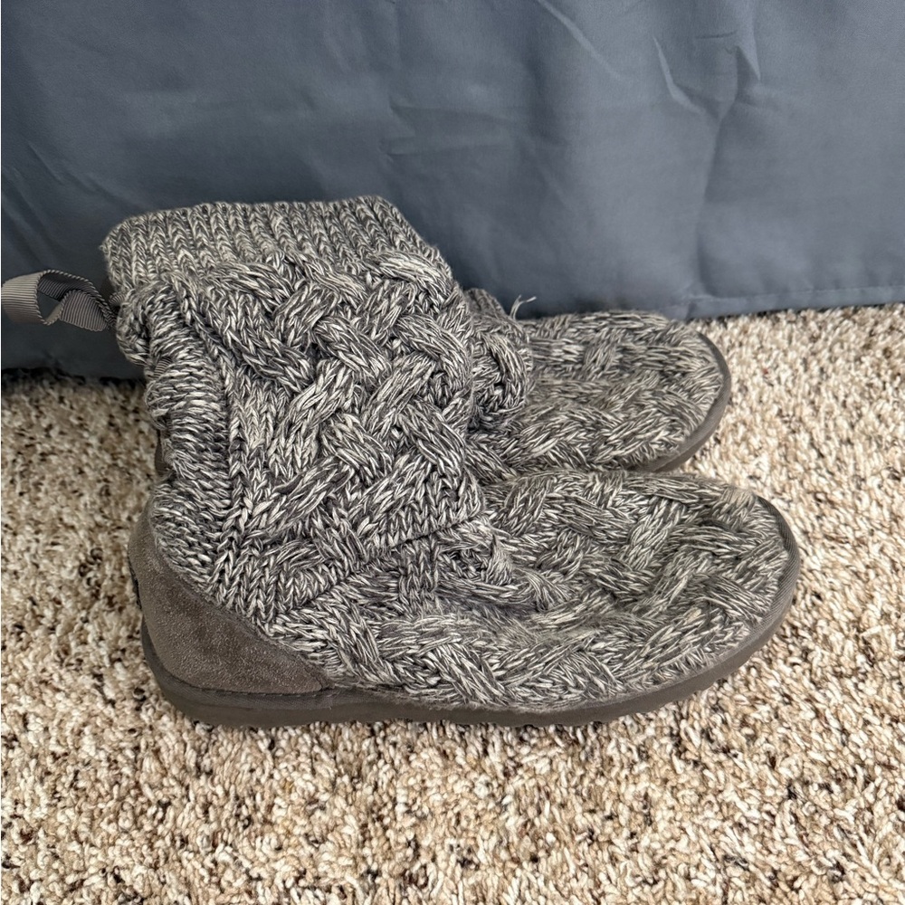 UGG Gray Cable Knit Bootie